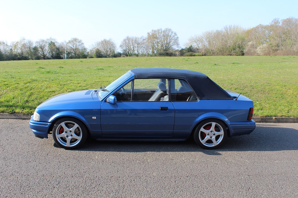 Ford Escort Popular Cabriolet 1986 South Western Vehicle